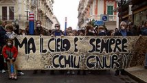 Taranto, manifestazione contro l'inquinamento